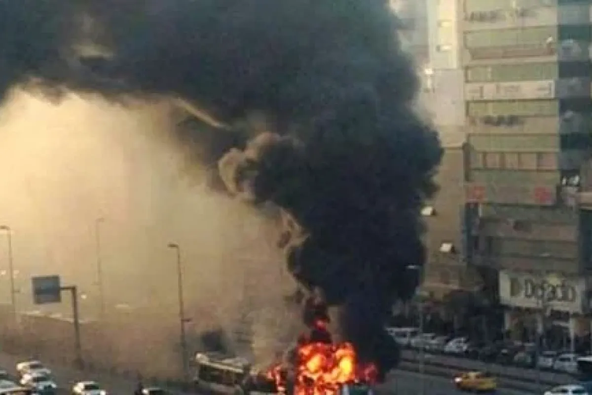 Metrobüs alev alev yandı