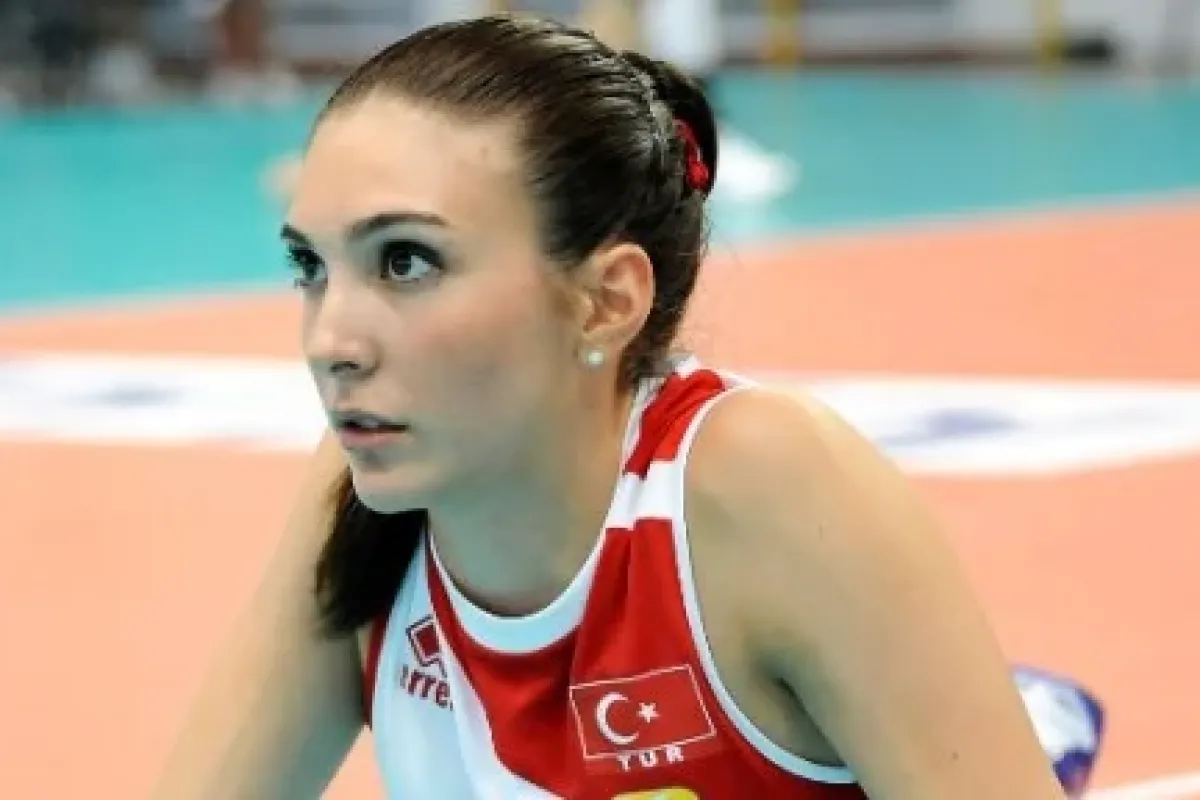 Naz tarihe geçmeye hazırlanıyor