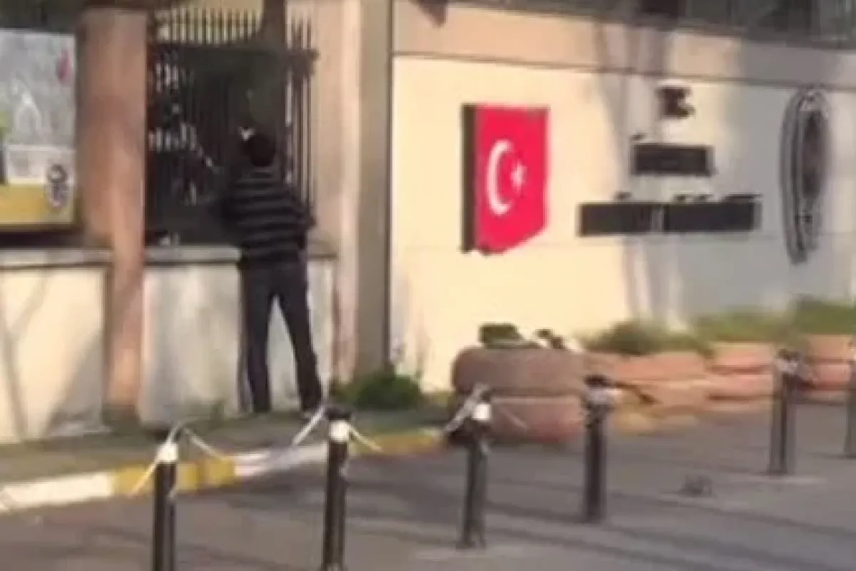İstanbul Emniyet Müdürlğü’ne saldırı!