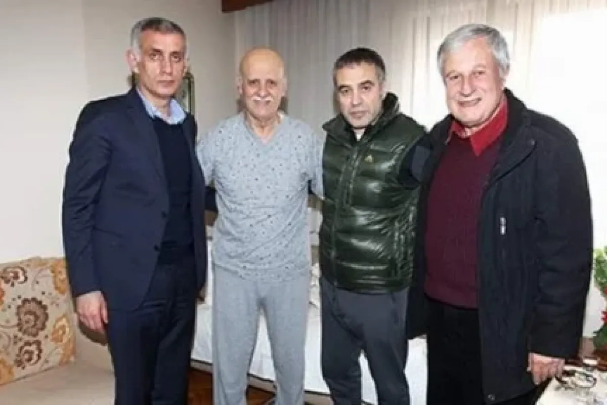 Efsan hocaya ’geçmiş olsun’ ziyareti