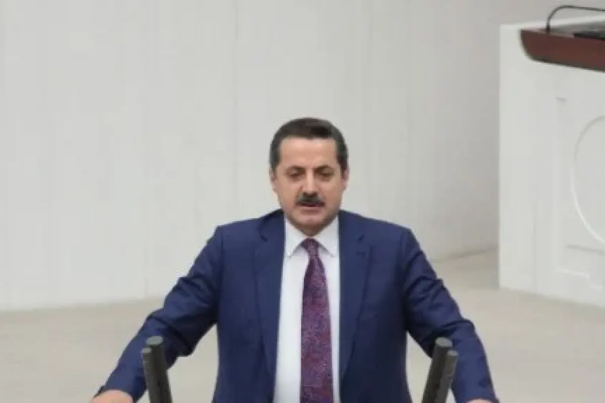 Bakan Çelik’in duygulandığı an