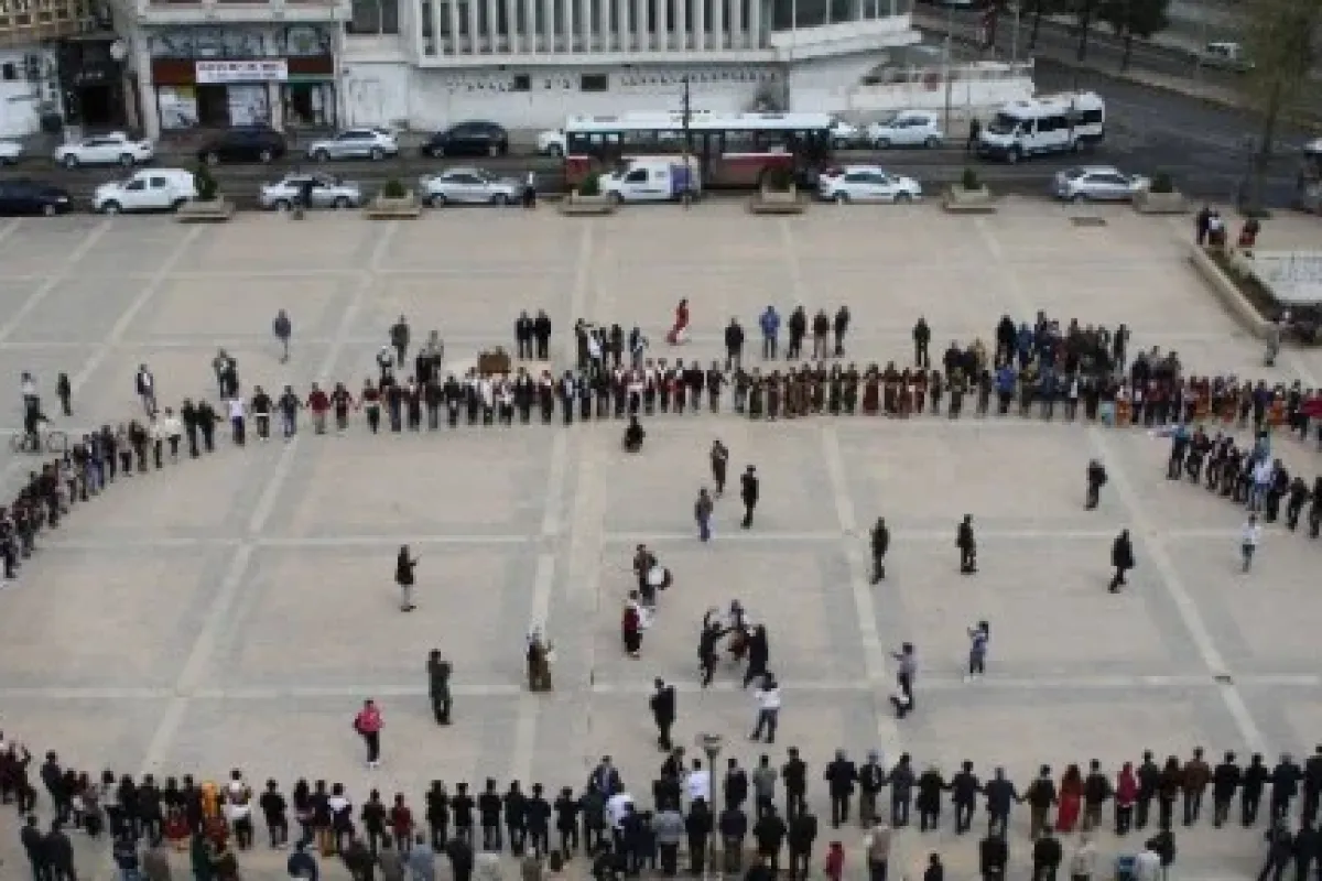 Bu halaylar ’barış’ için