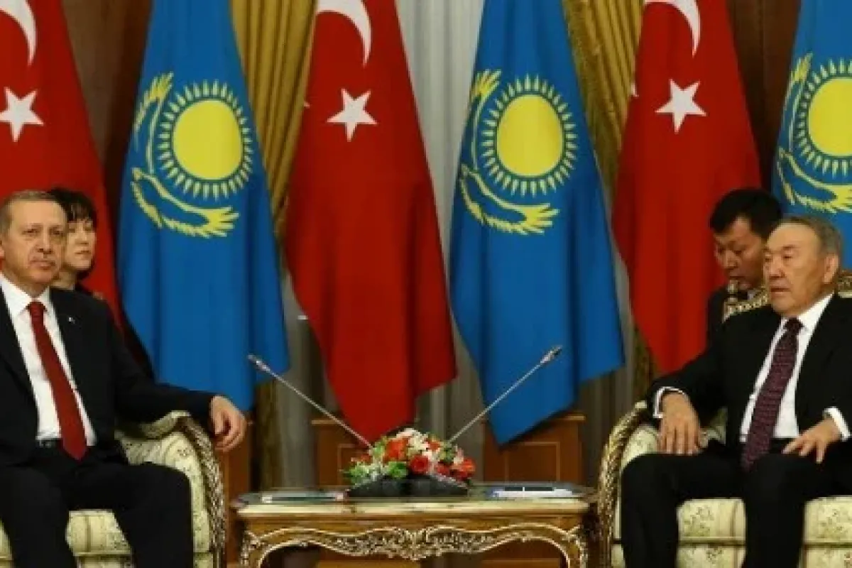 Baş başa görüştüler