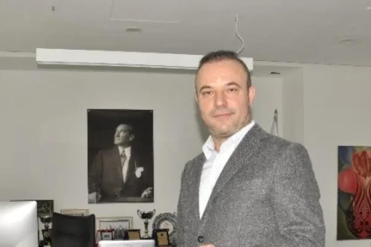En genç mütevelli heyeti başkanından gençlere ’meclis çağrısı’