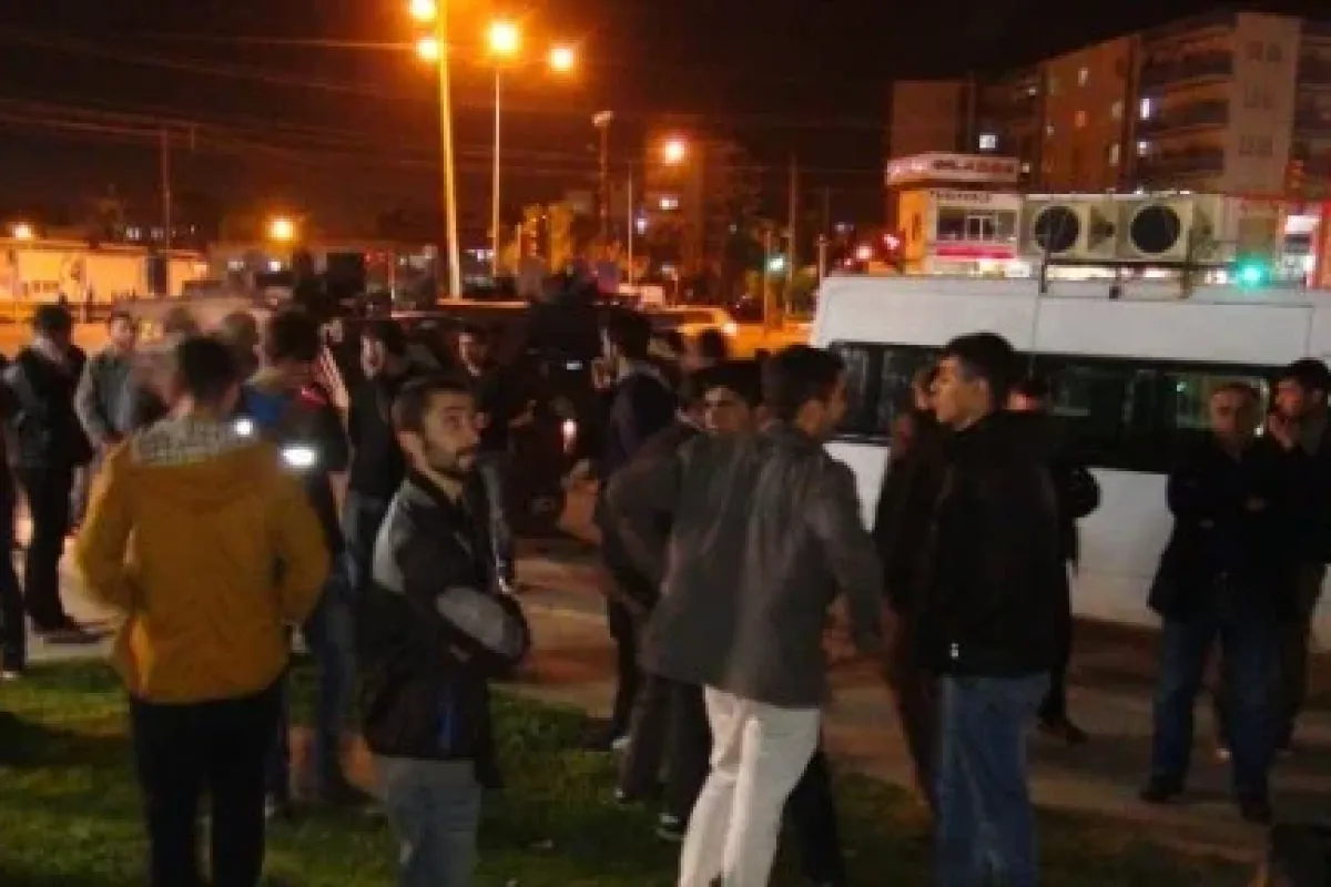 HDP’nin seçim aracı polisler tarafından durduruldu