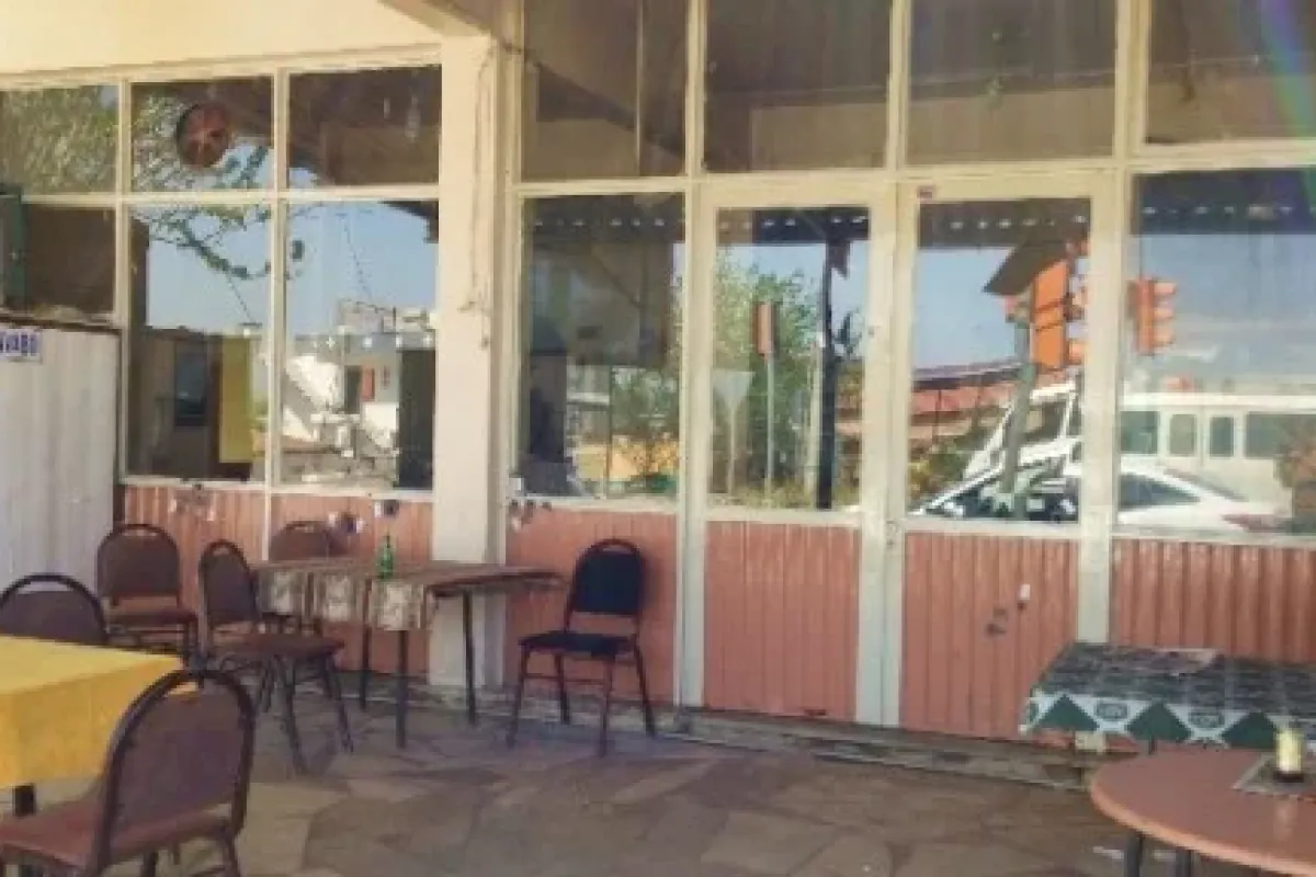 Kahvehaneye silahlı baskın: 1 ölü, 10 yaralı