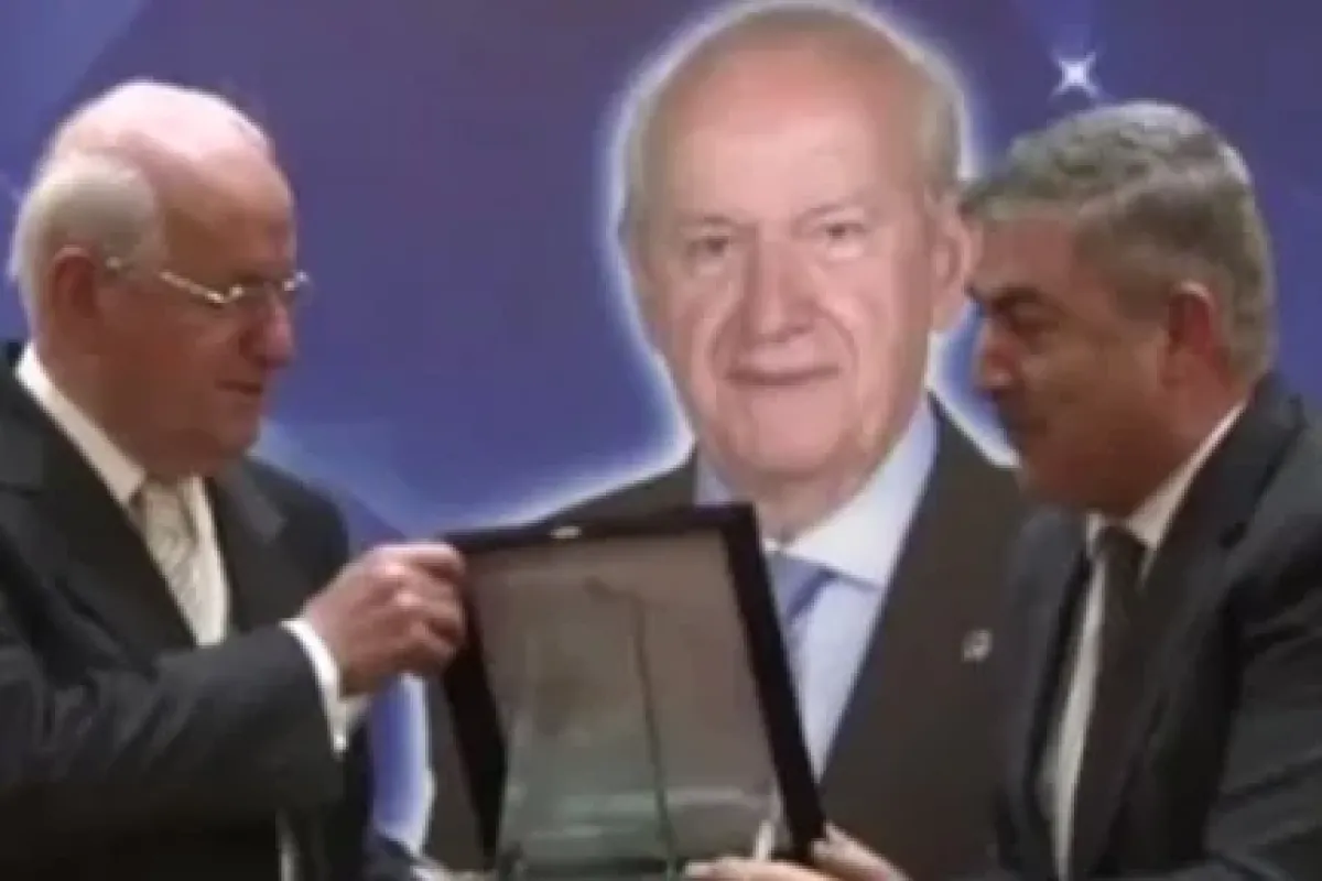 Şener Erzik’e ’’vefa’’