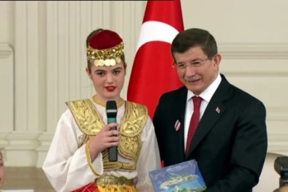 Dünyanın her köşesinden özel konuklar Başbakan’a konuk oldu