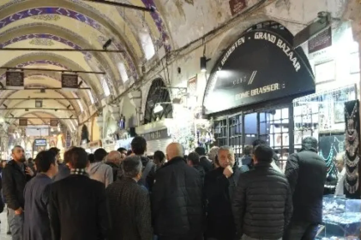 Kapalıçarşı esnafının tahliyesi sürüyor