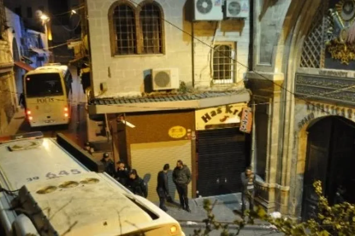 Kapalıçarşı eylemi polis müdahalesiyle bitti