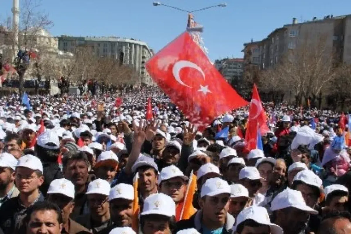 Davutoğlu: "Eğer dedikleri gibi inanıyorlarsa..."