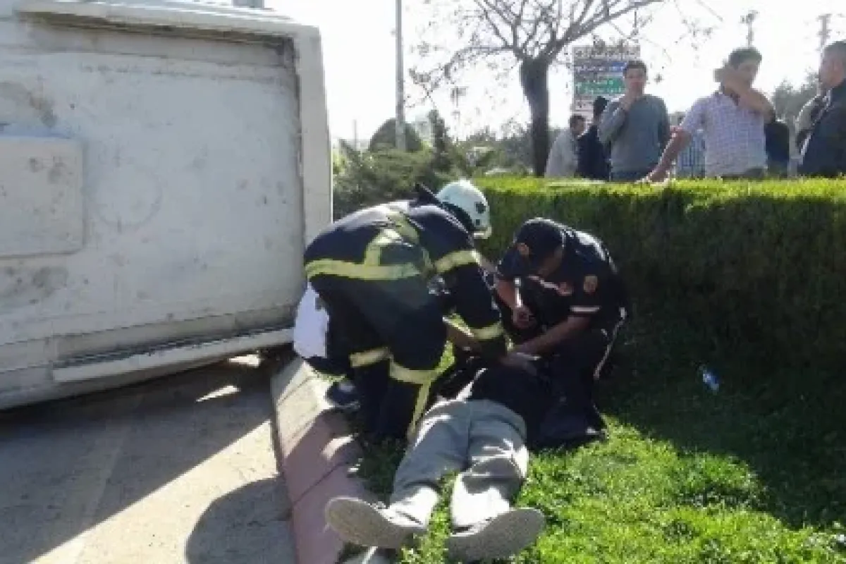 İşçi servisi kaza yaptı: 27 yaralı