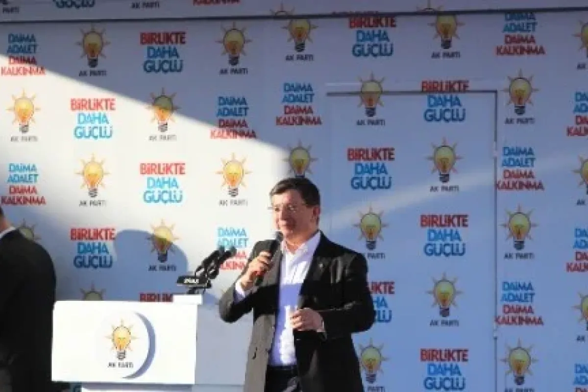 “Türkiye’nin her köşesine gidebilecek tek parti AK Parti’dir”