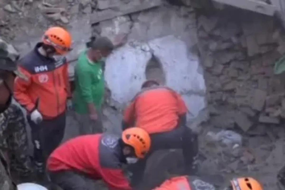Bir Türk kurtarma ekibi daha Nepal’de