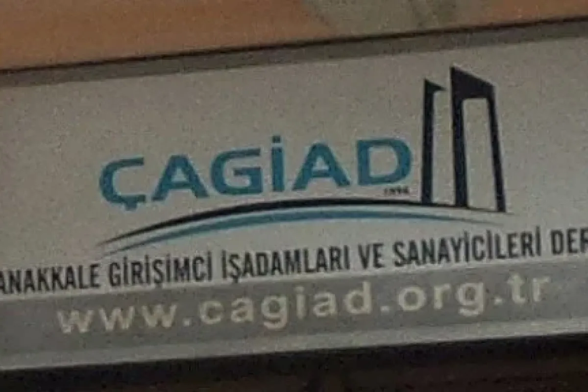 İş adamları derneğine polis baskını