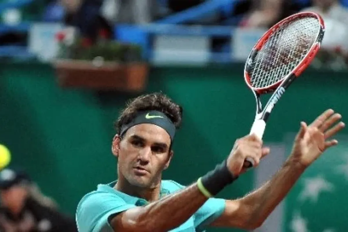 Federer İstanbul Open’da çeyrek finale yükseldi