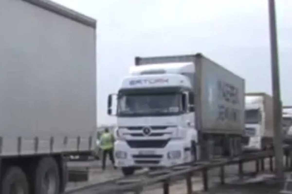 TEM’de 10 kilometrelik kuyruk
