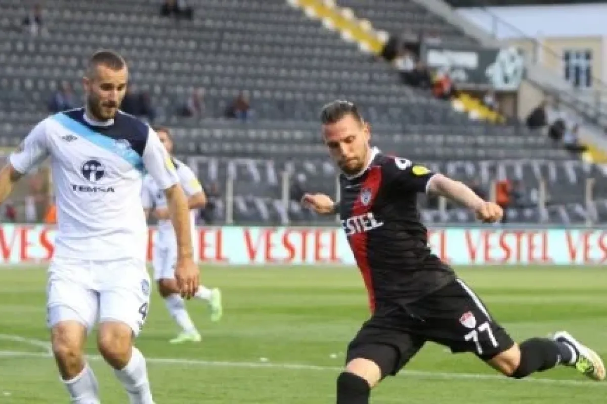 Adana Demirspor’a Manisa darbesi