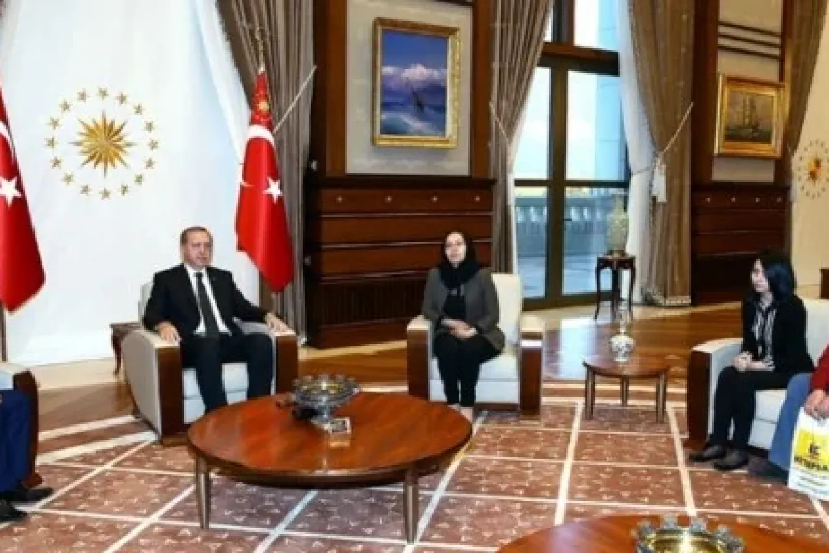 Erdoğan, Özgecan’ın ailesini kabul etti