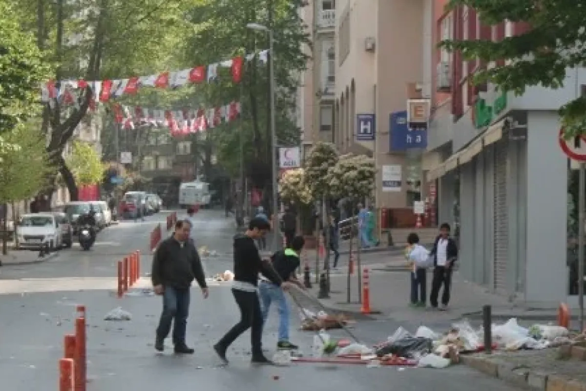 Onlar dağıttı esnaf topladı