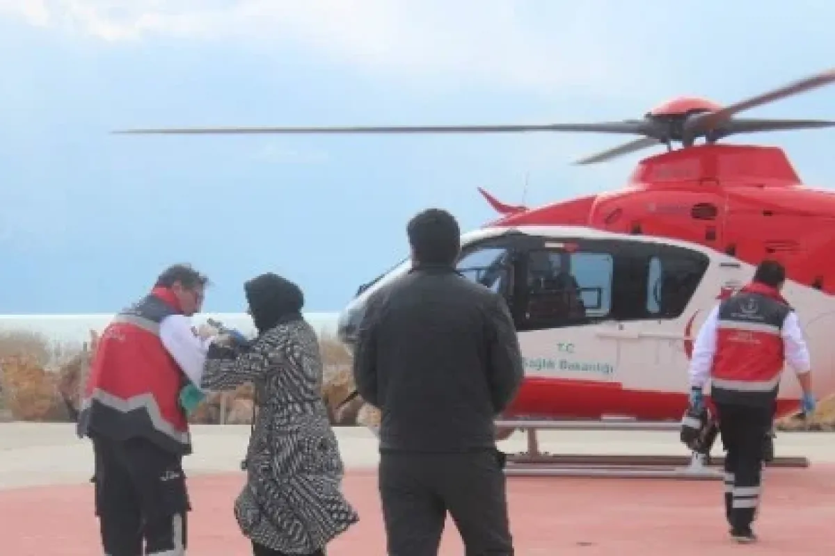4 yaşındaki çocuğun imdadına ambulans helikopter yetişti