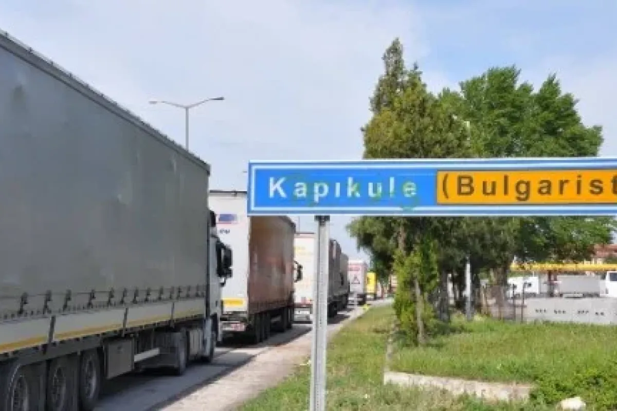 Komşuda operasyon bizde kuyruk