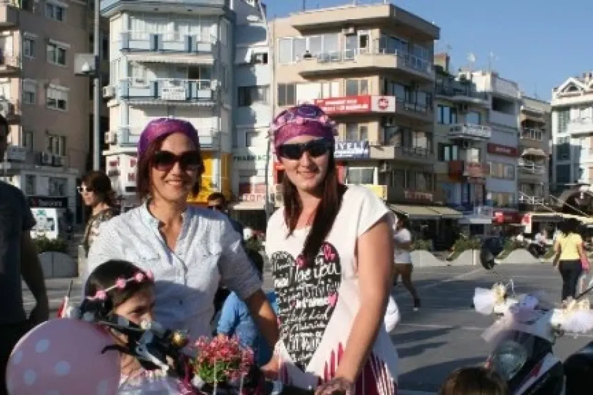 Şiddet gören kadınlar için pedal çevirdiler