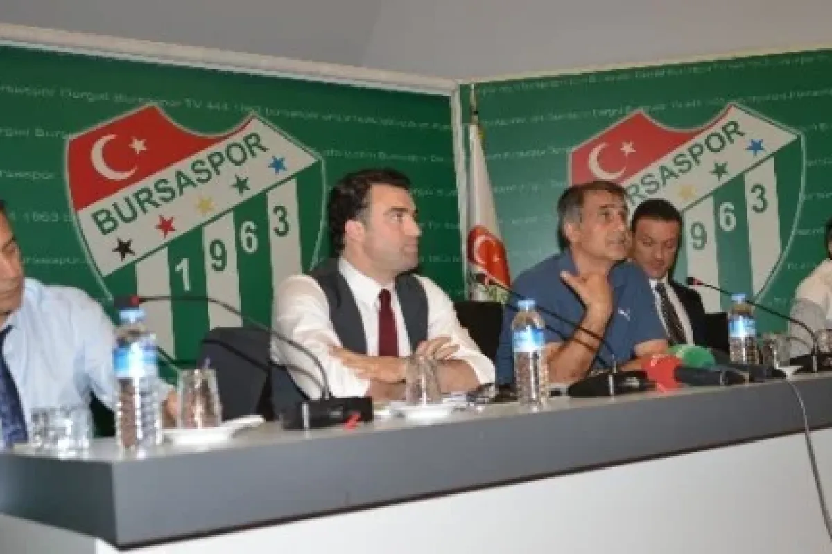 Profesyonel Futbolcular Derneği heyeti Timsah’ı bilgilendirdi