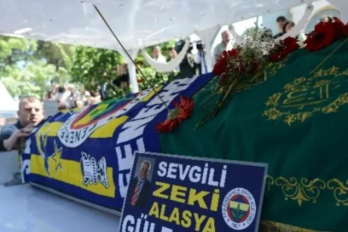 Zeki Alasya toprağa verildi