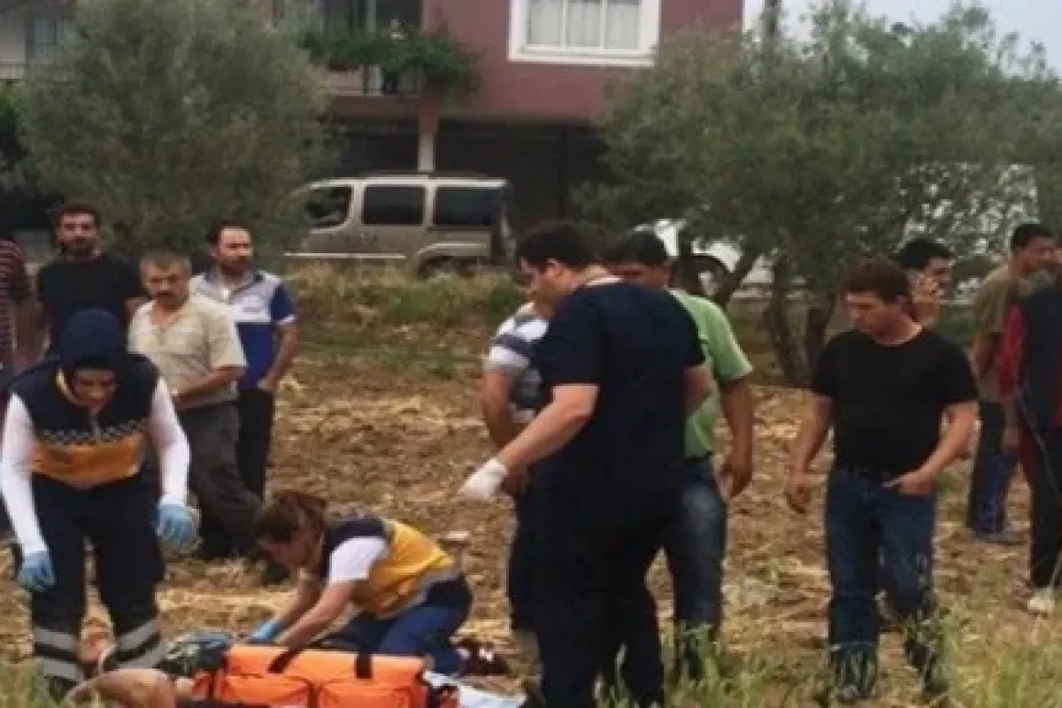 İşçi servisi devrildi, yolcular etrafa savruldu