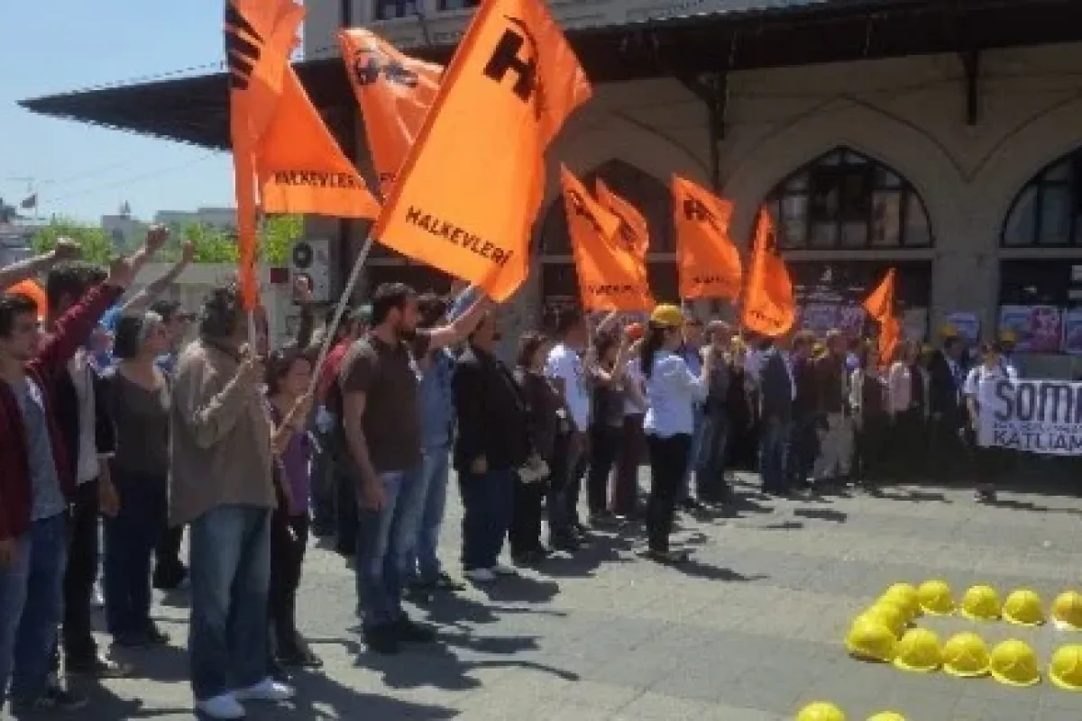 301 madenci için İstanbul’dan Soma’ya yürüyorlar