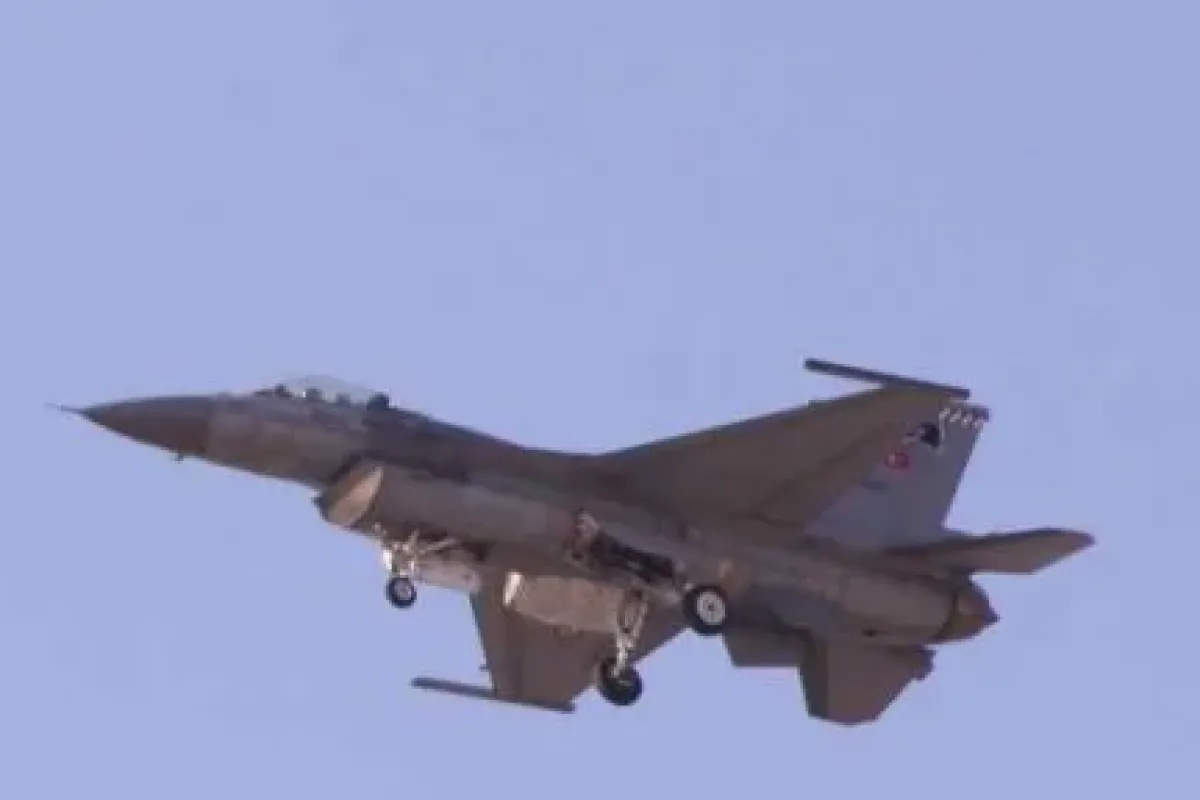 Ege’de Türk F-16’larına Yunan tacizi