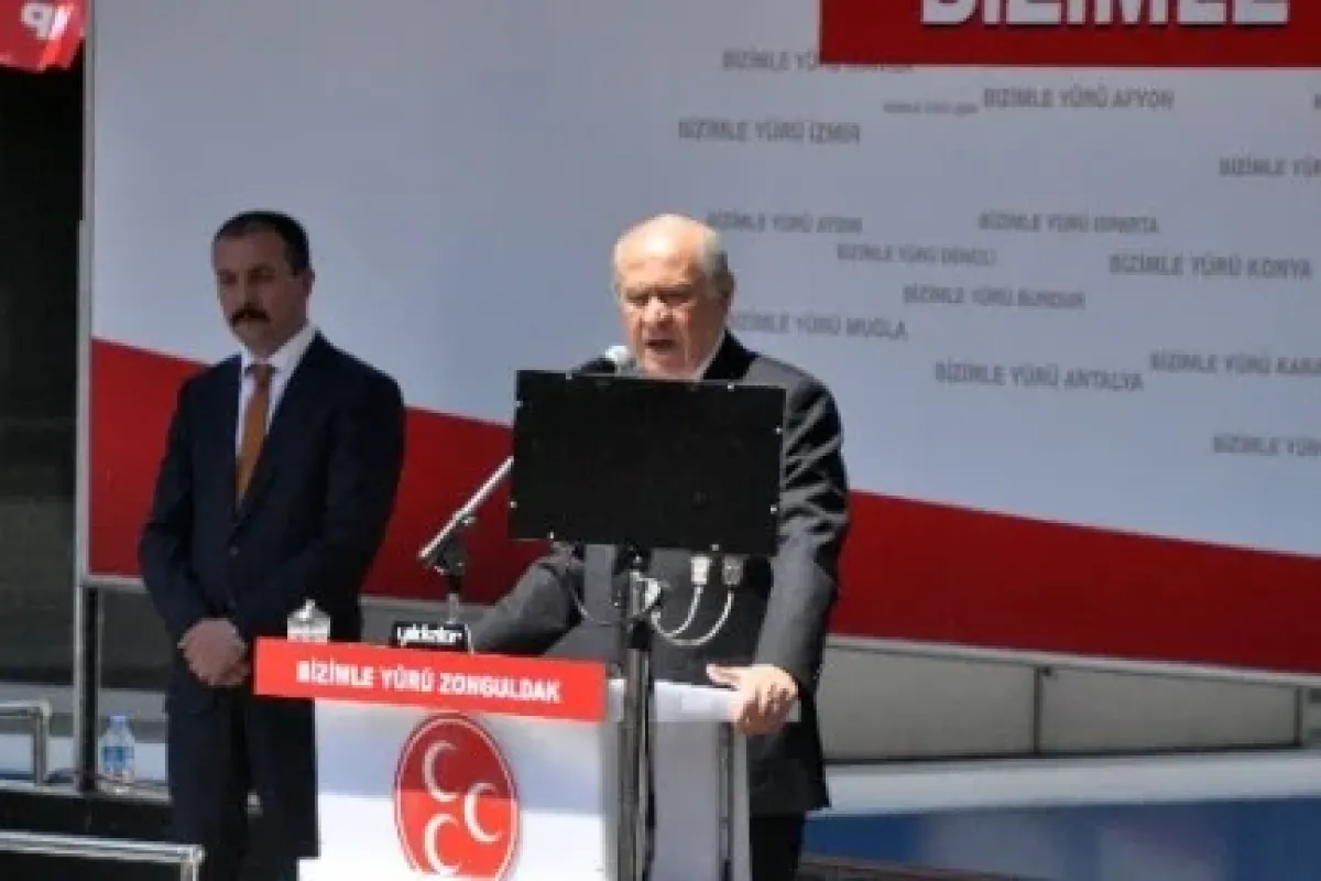 ’Terörün kökünü kazıma ve yeni anayasa’ vadetti