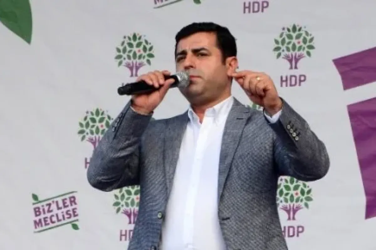 Demirtaş’tan Mursi çağrısı