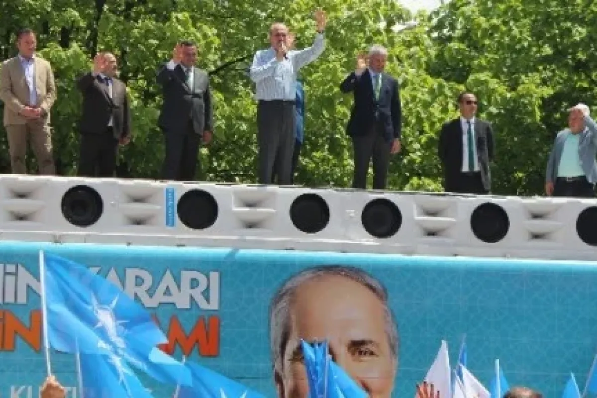 Kurtulmuş: "Bizi idam sehpaları ile korkutamazsınız"