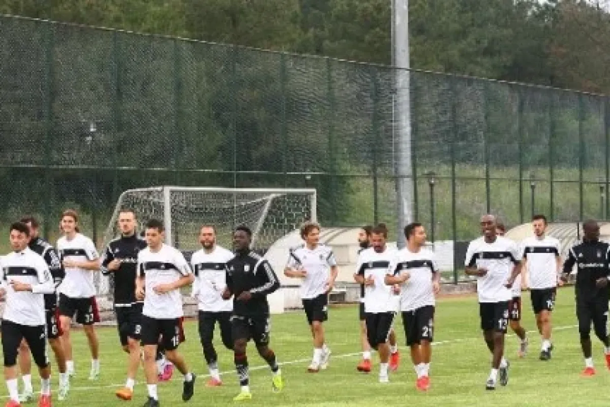 Beşiktaş’ta derbi mesaisi sürüyor