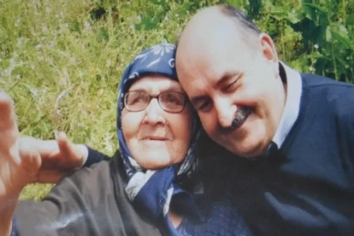Sağlık Bakanının kampanya yüzü hayatını kaybetti