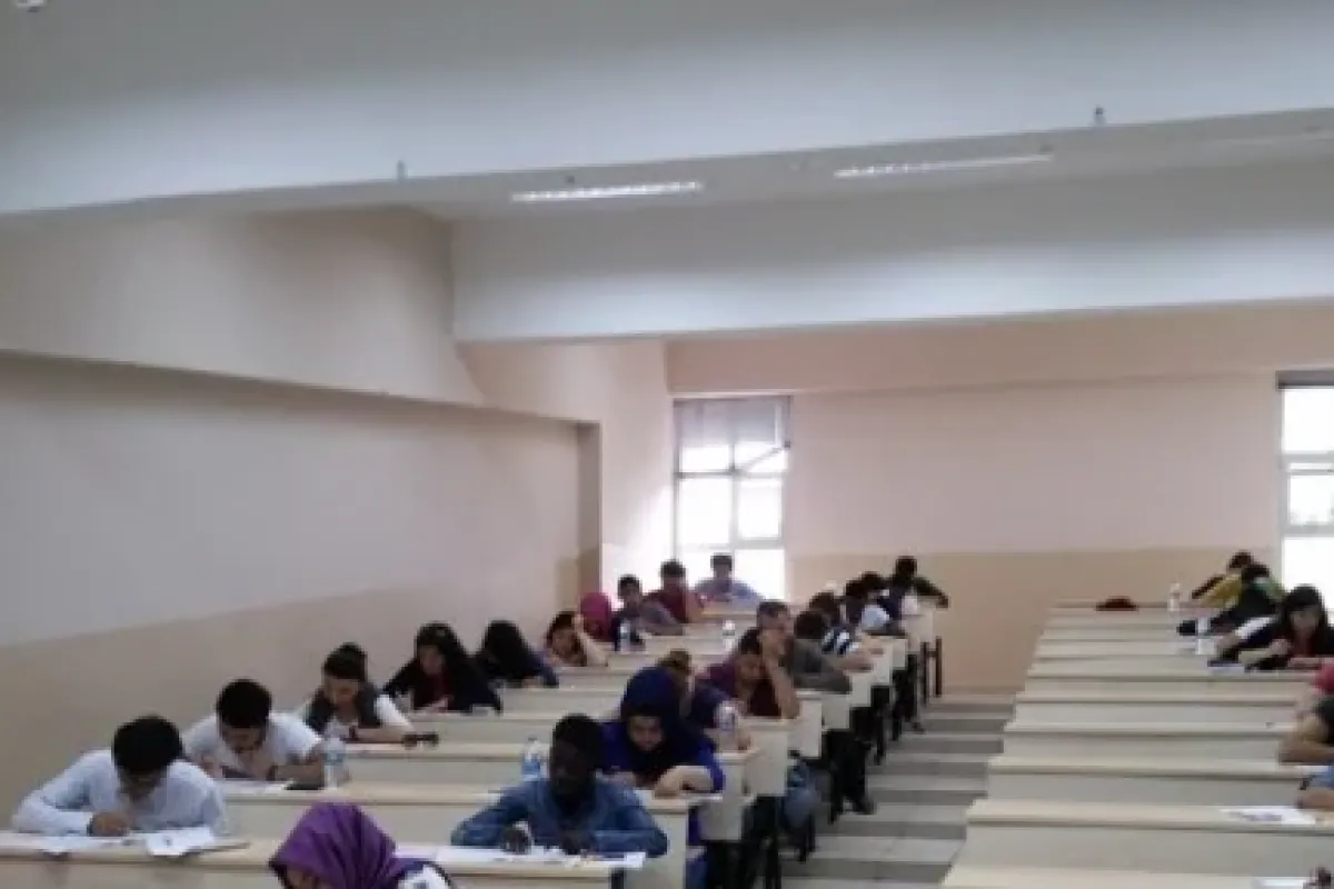 Uluslararası Öğrenci Giriş Sınavı 21 ülkede yapıldı