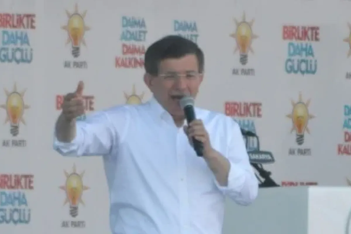 Davutoğlu: "Bizim idealimiz ambalaja sığmayacak kadar büyük"