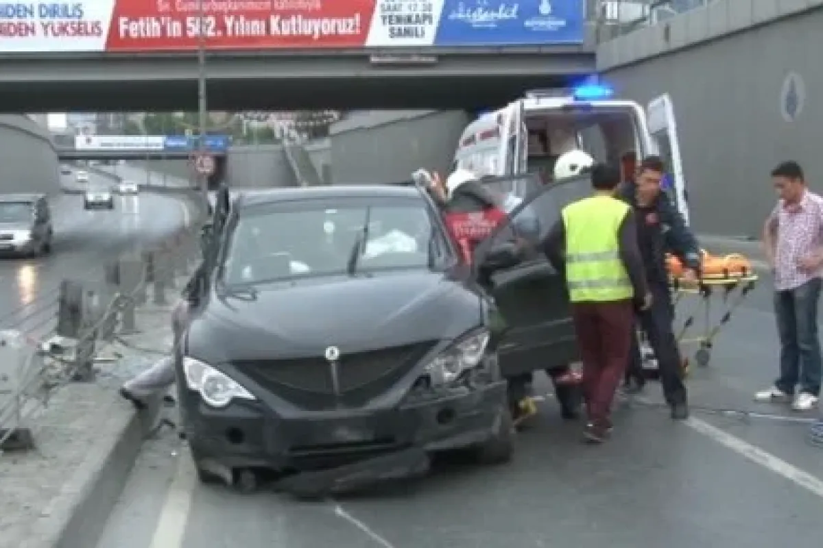 Kağıthane’de trafik kazası: 3 yaralı