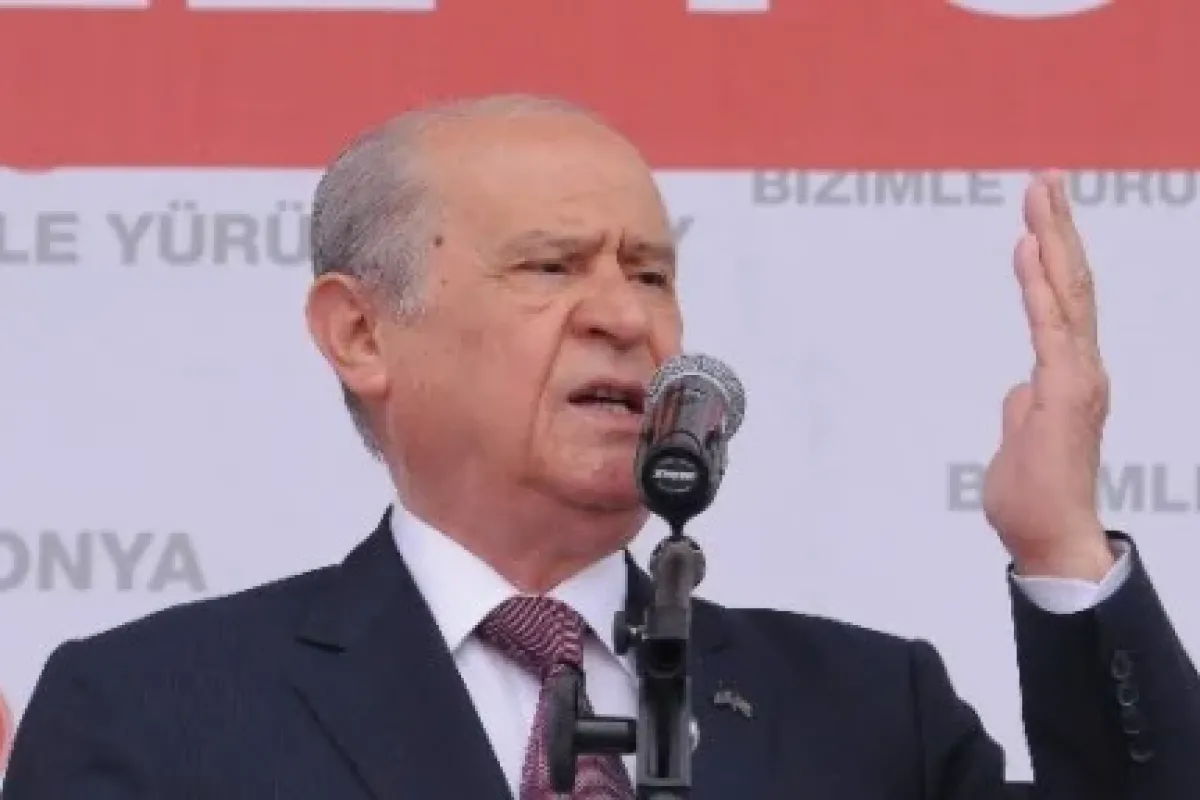 Hedefinde Başbakan vardı