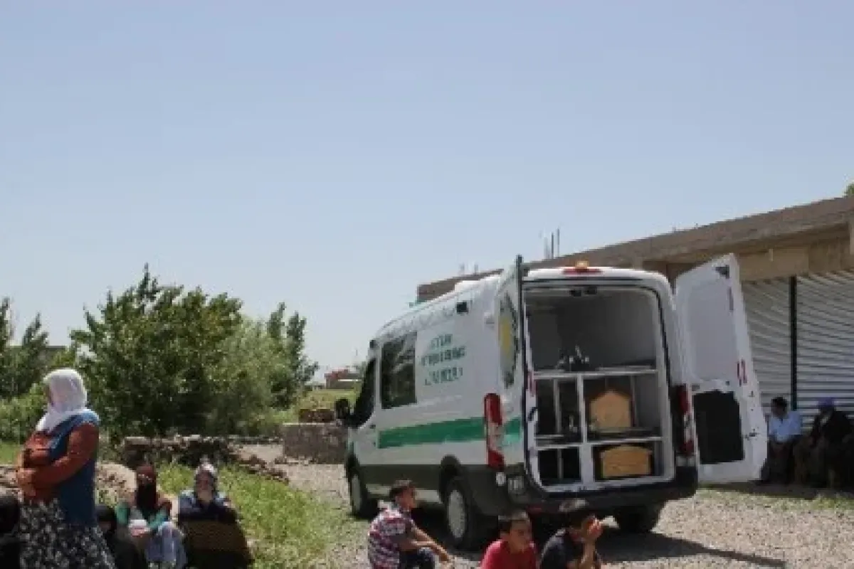Bir aile son yolculuğuna uğurlandı