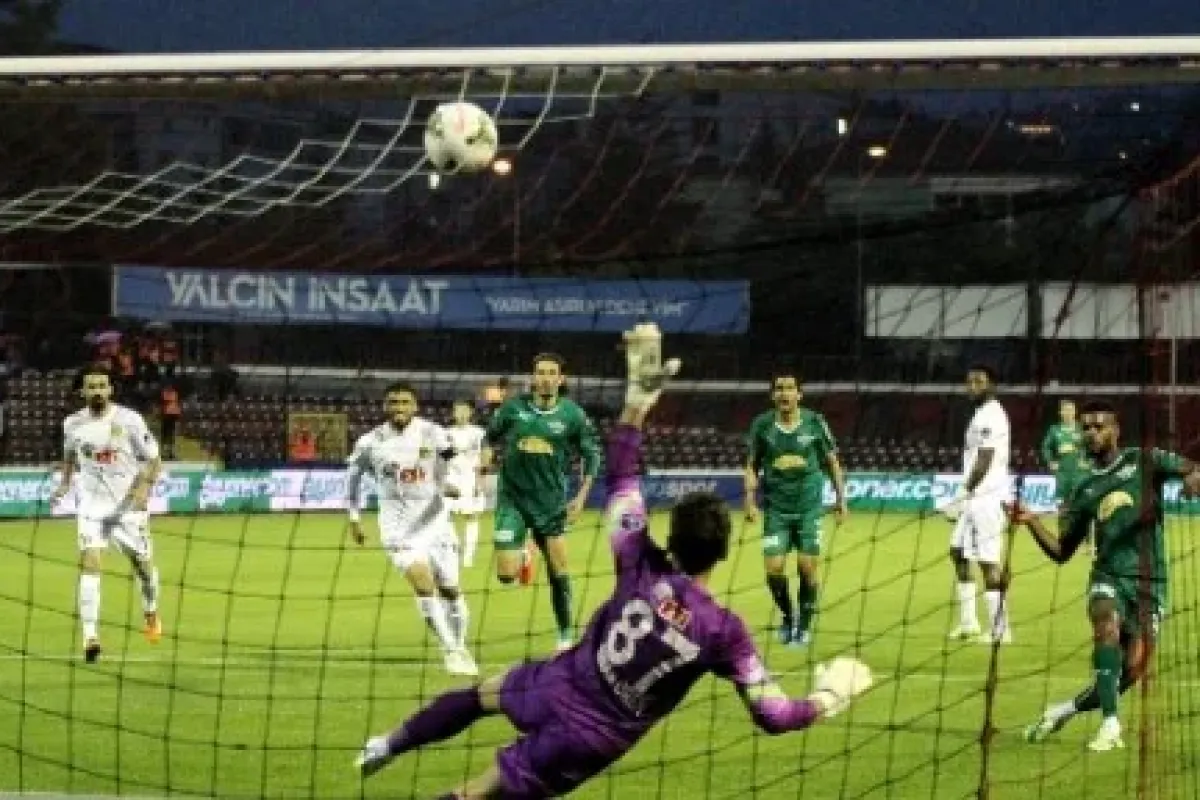 Sezonun son maçında 4 gol