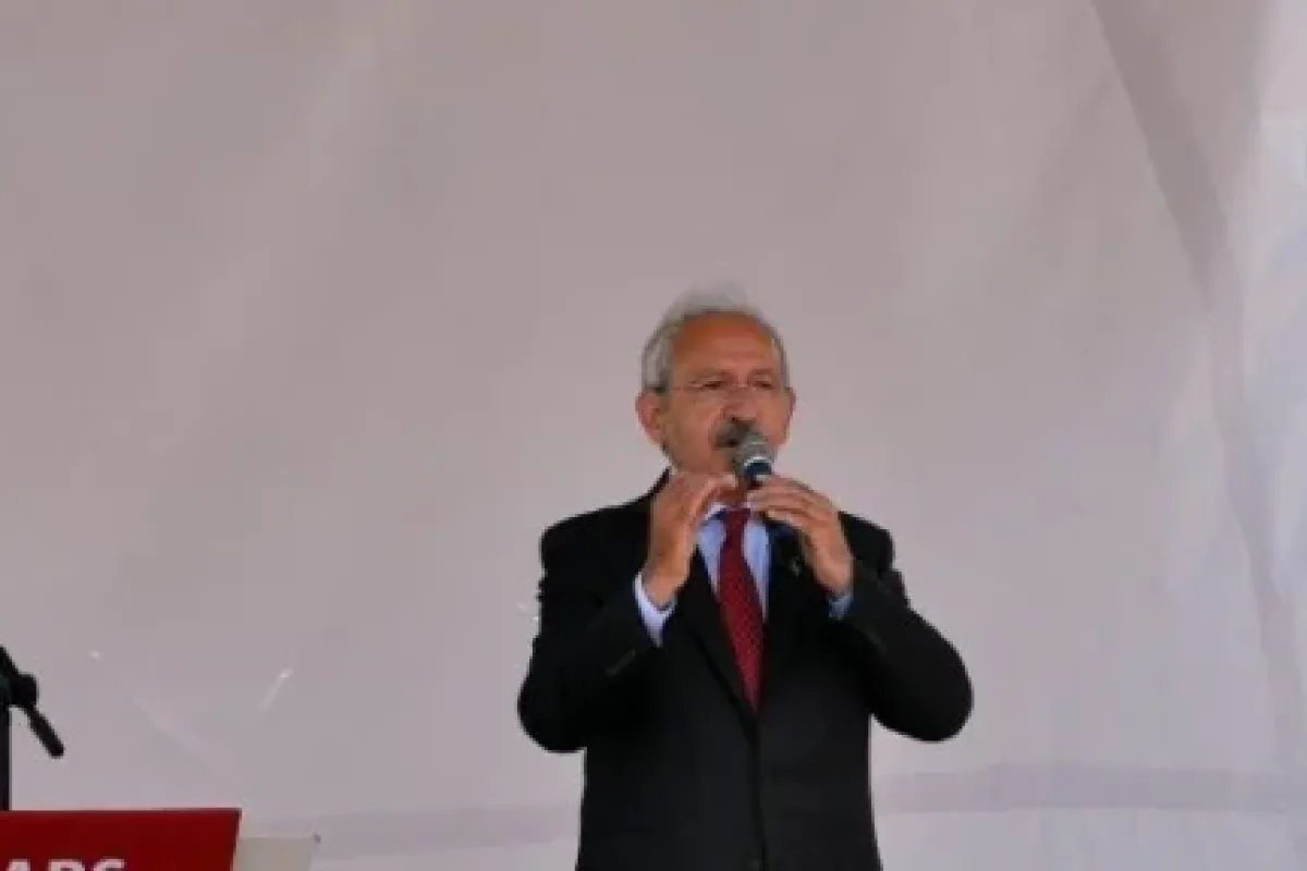 ’CHP iktidarında yoksul aile kalmayacak"