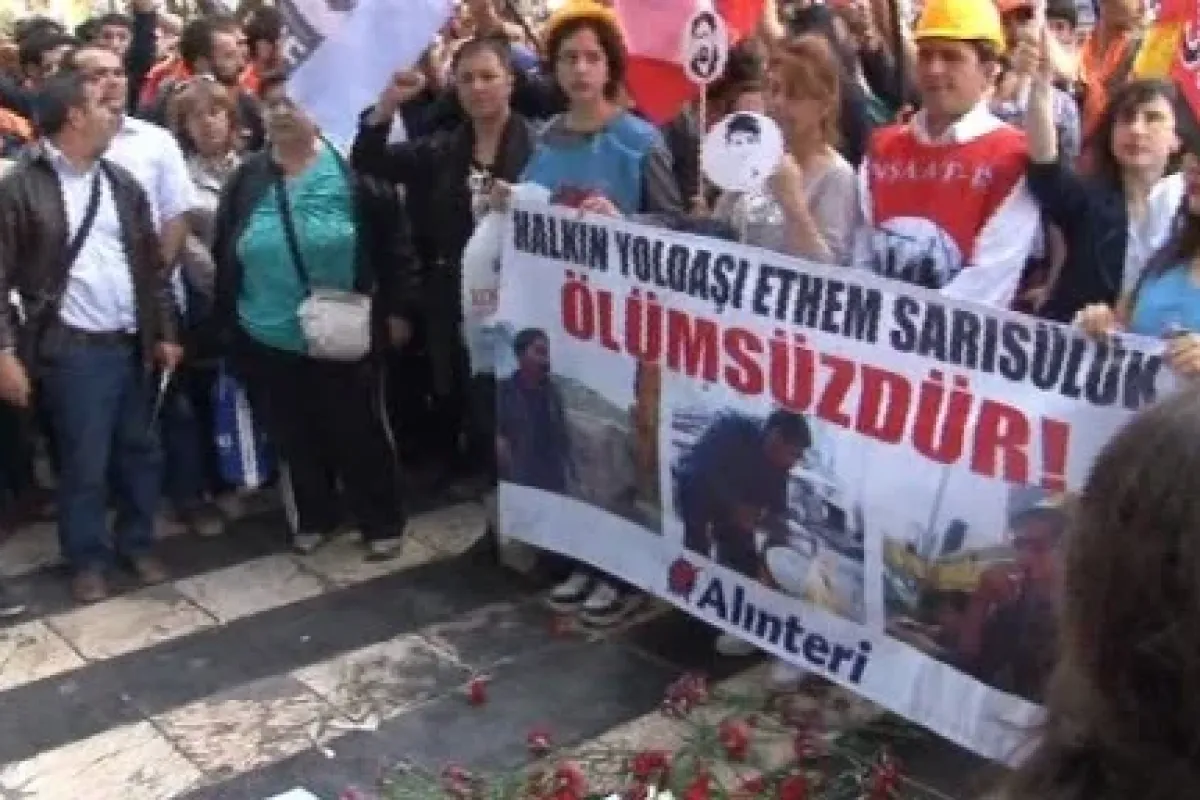 Ethem Sarısülük vurulduğu yerde anıldı