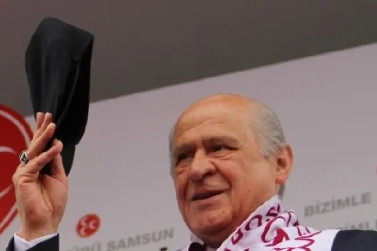 Bahçeli’den 5 soru
