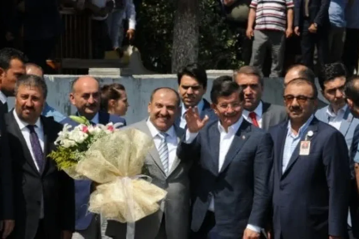 Başbakan taksicilerle menemen yedi