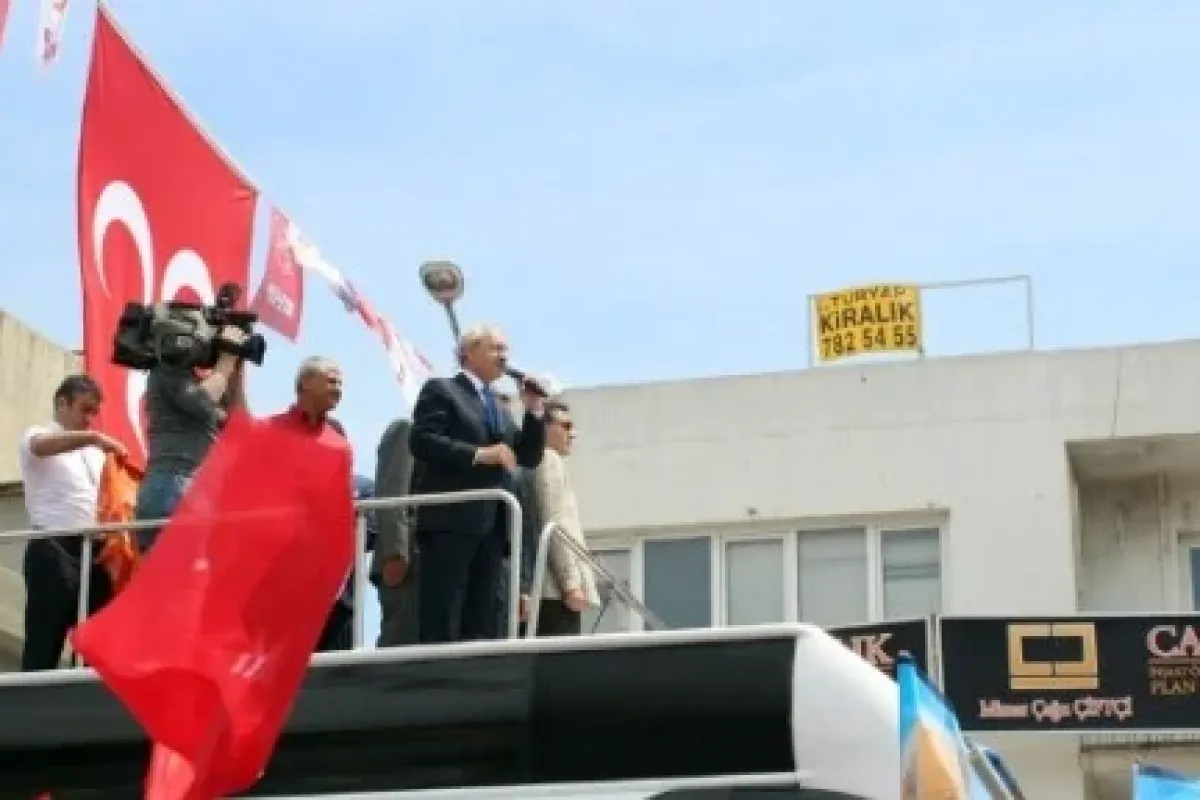 CHP lideri İzmir turuna başladı