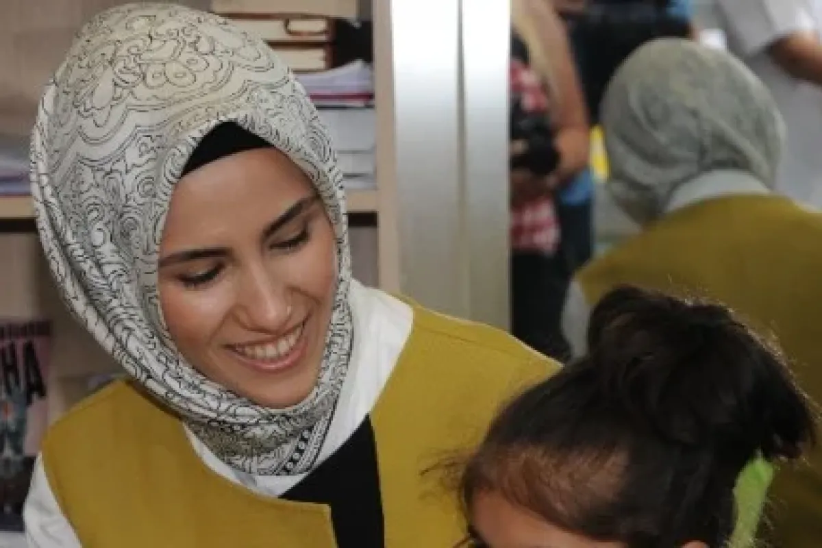 Sümeyye Erdoğan, engelli öğrencileri ziyaret etti