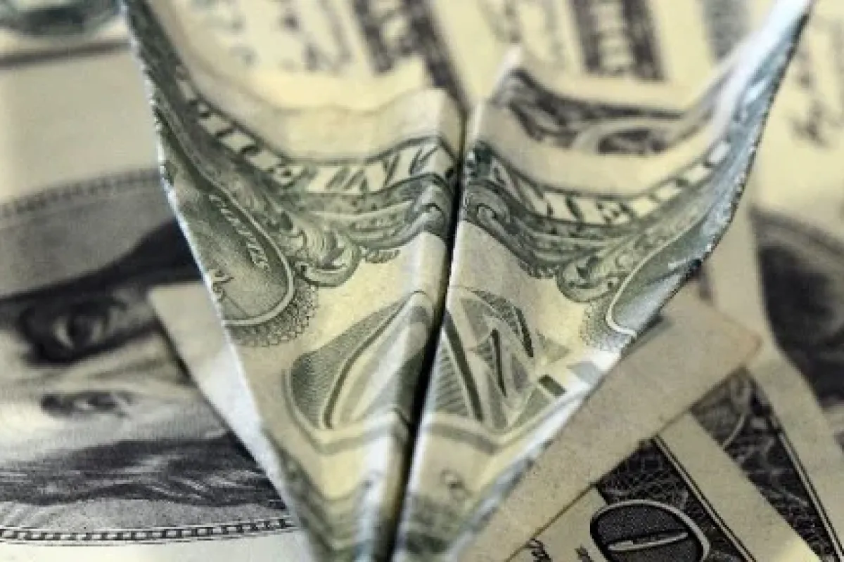 Dolar 2,74’ün altına indi